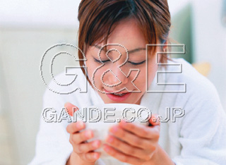 EGAOIMAGES 006 Morning Style 若い女性「モーニングスタイル」