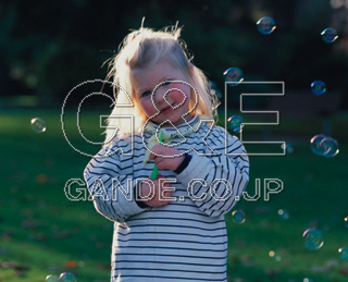 Osamu Nishikawa Series 02 Children in the Park CO̎quŗVԁv